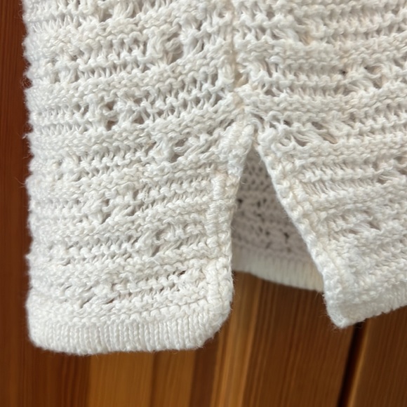 COPY - Liz Claiborne White Crochet Knit Sweater.  Woman’s Medium - Picture 6 of 7